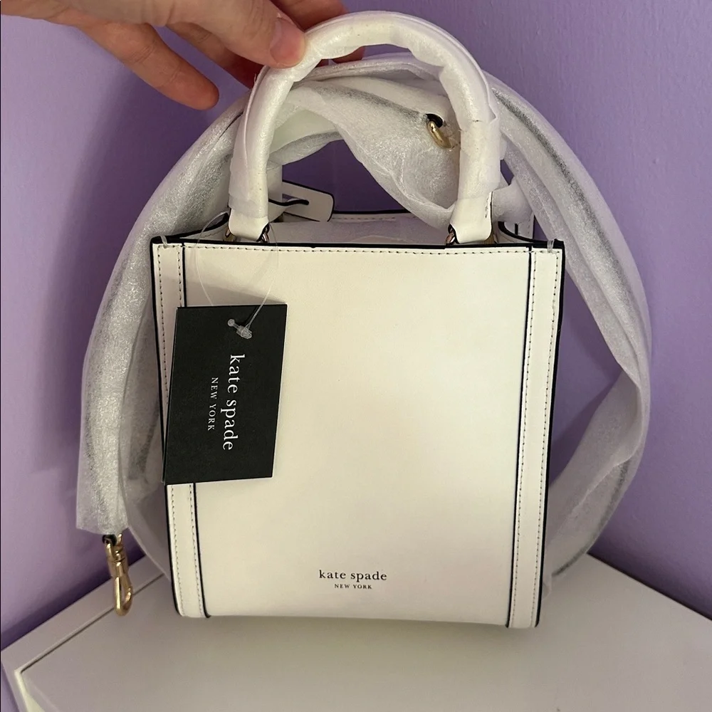 Nwt Kate spade wordplay crossword puzzle mini manhattan bag